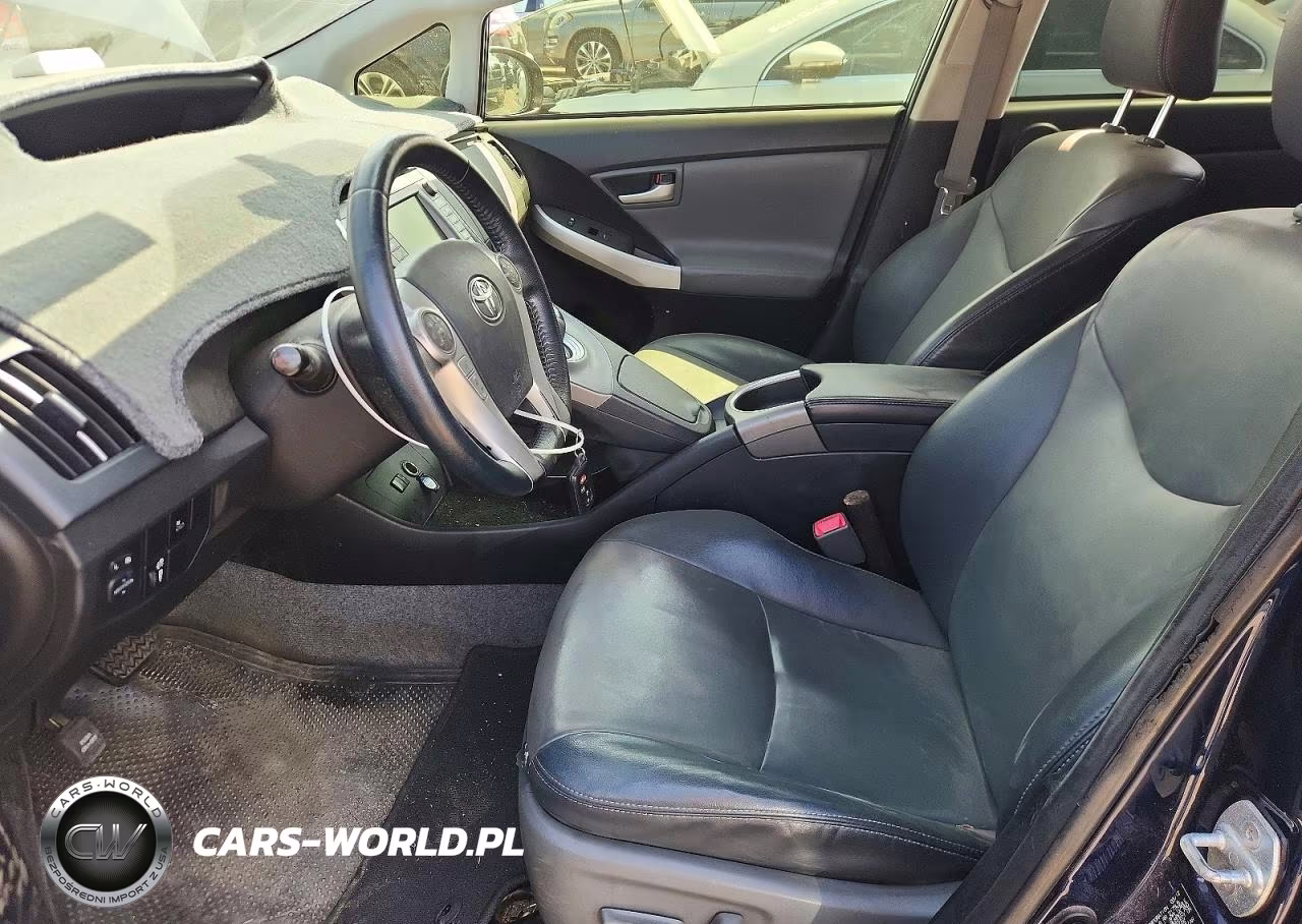 2012 Toyota Prius Four VIN:JTDKN3DU0C1532789 - 7