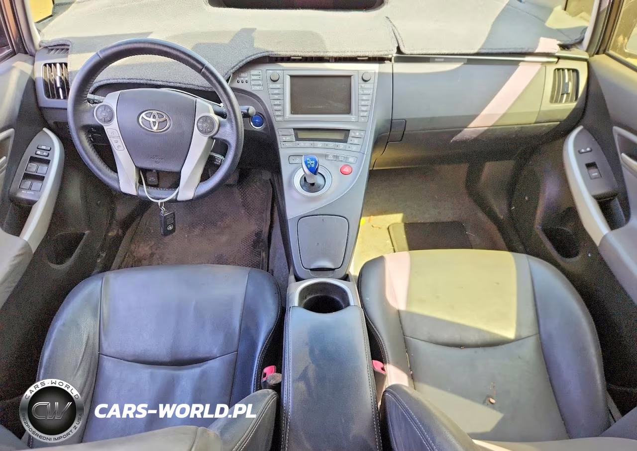2012 Toyota Prius Four VIN:JTDKN3DU0C1532789 - 8