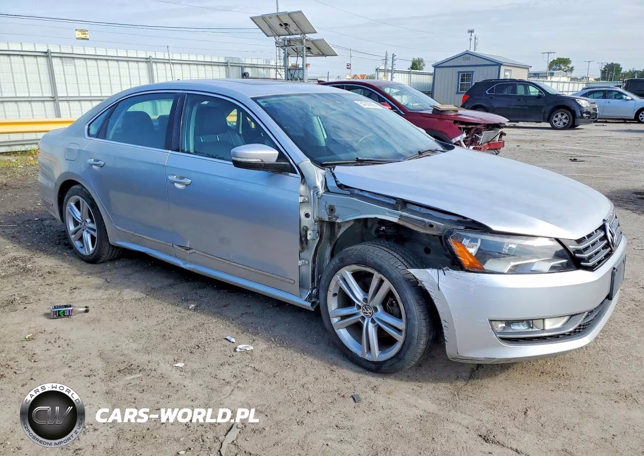 2014 Volkswagen Passat Sel VIN:1VWCT7A33EC043482 - 4