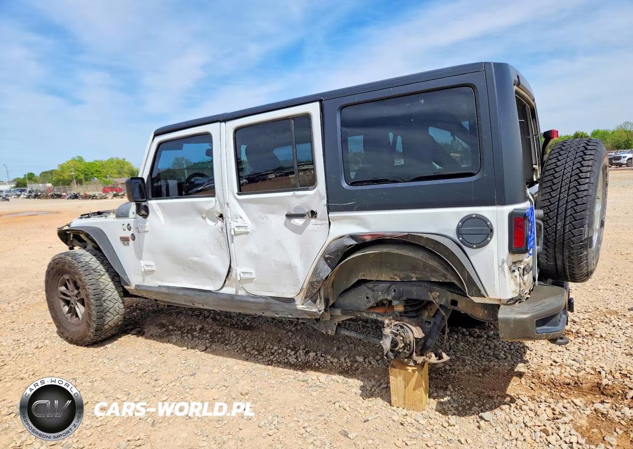 2016 Jeep Wrangler Unlimited Sahara VIN:1C4BJWEG2GL338183 - 2