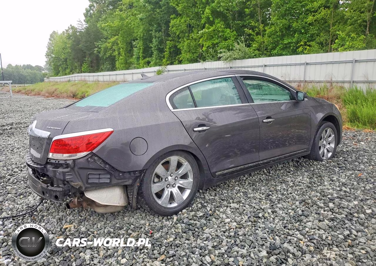 2013 Buick Lacrosse VIN:1G4GC5E3XDF324416 - 3