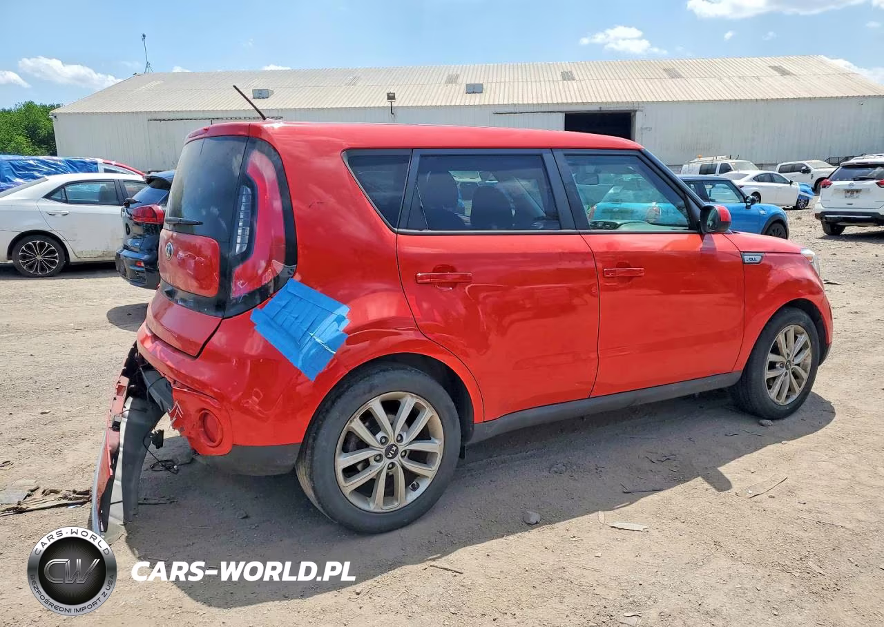 2017 Kia Soul + VIN:KNDJP3A58H7416571 - 3
