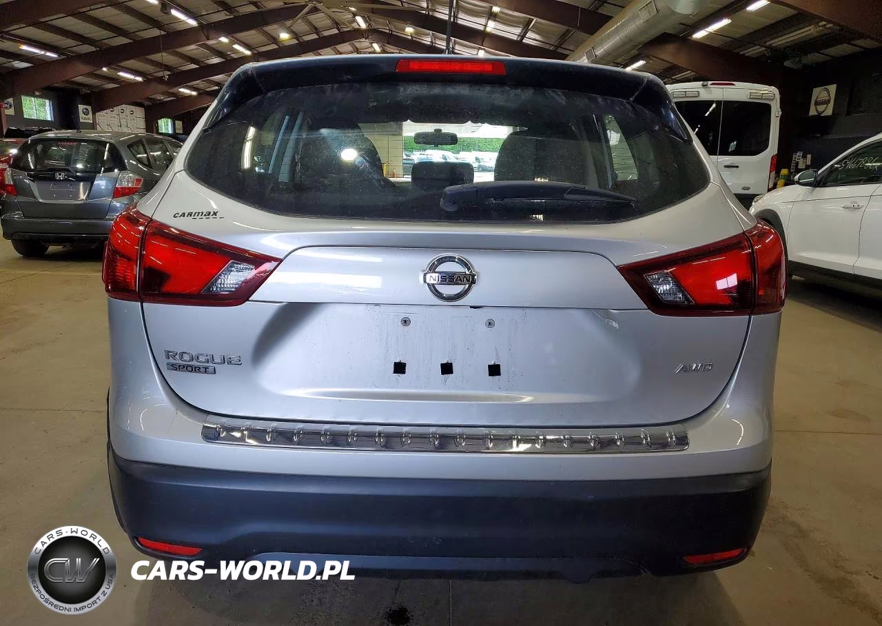 2017 Nissan Rogue Sport S VIN:JN1BJ1CRXHW105579 - 6