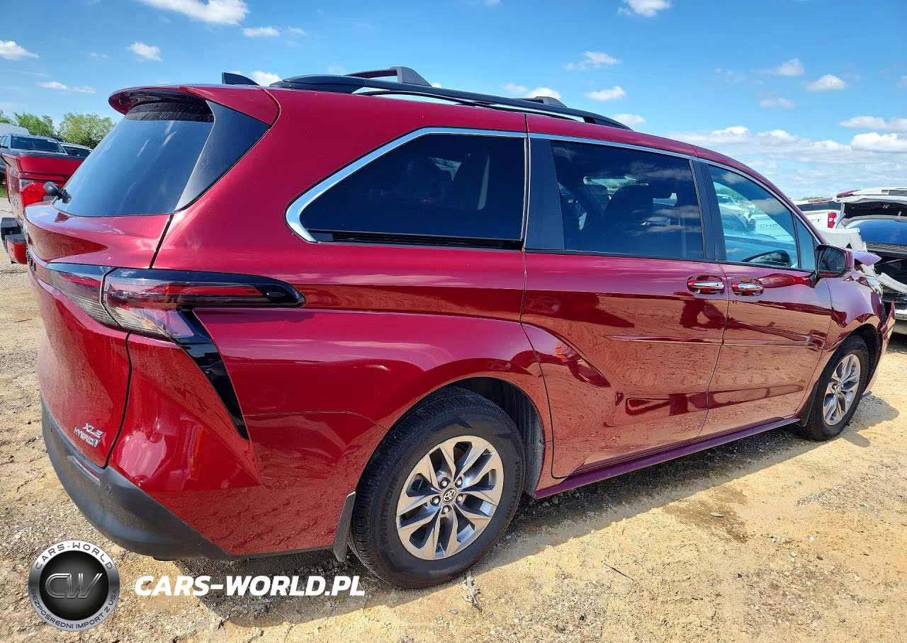 2023 Toyota Sienna Xle VIN:5TDYRKECXPS178478 - 3