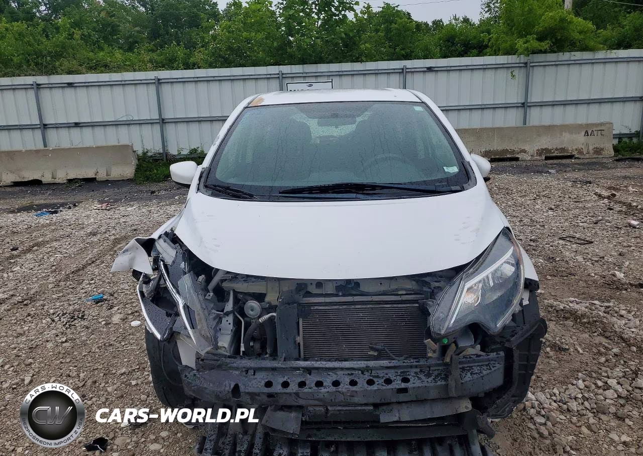2018 Nissan Versa Note Sv VIN:3N1CE2CP9JL352147 - 5