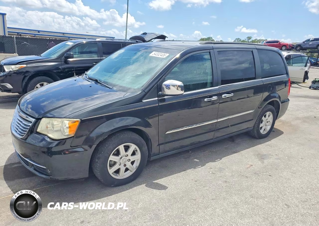 2012 Chrysler Town & Country Touring
