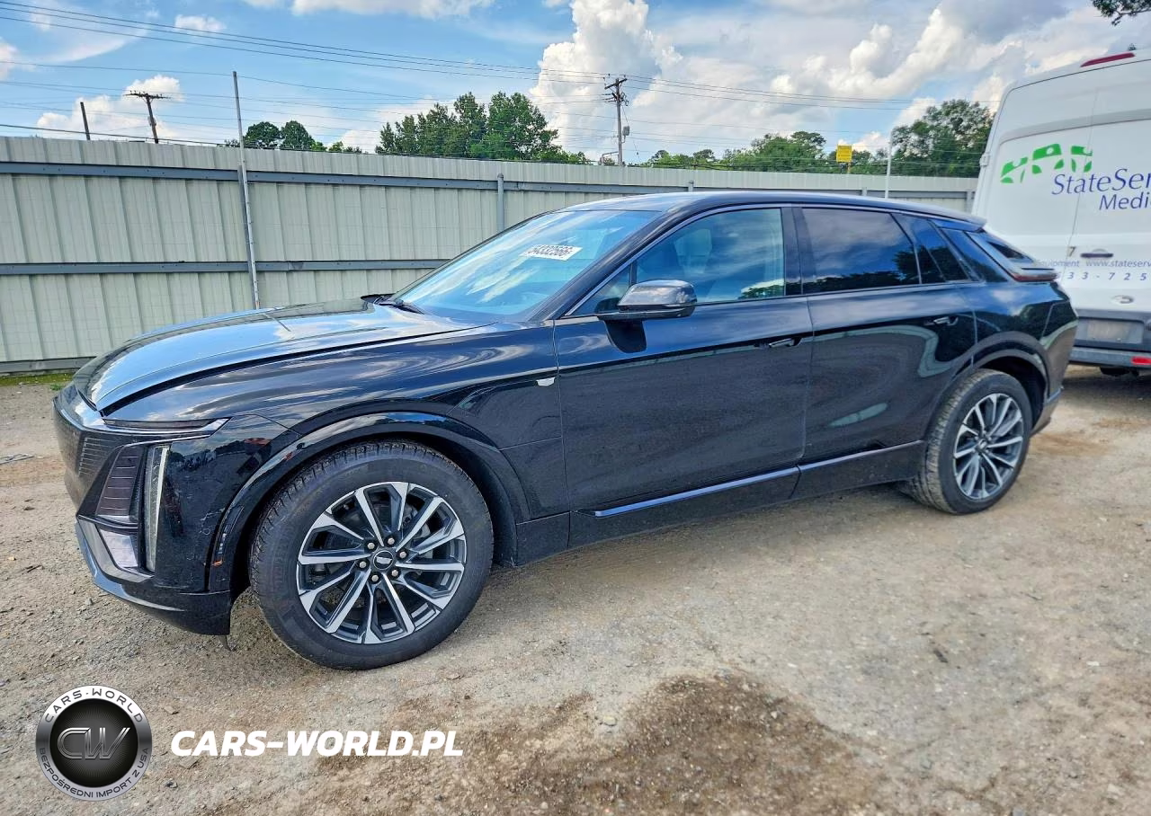 2024 Cadillac Lyriq Sport