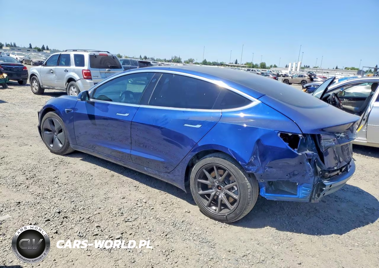 2018 Tesla Model 3 VIN:5YJ3E1EA5JF058906 - 2