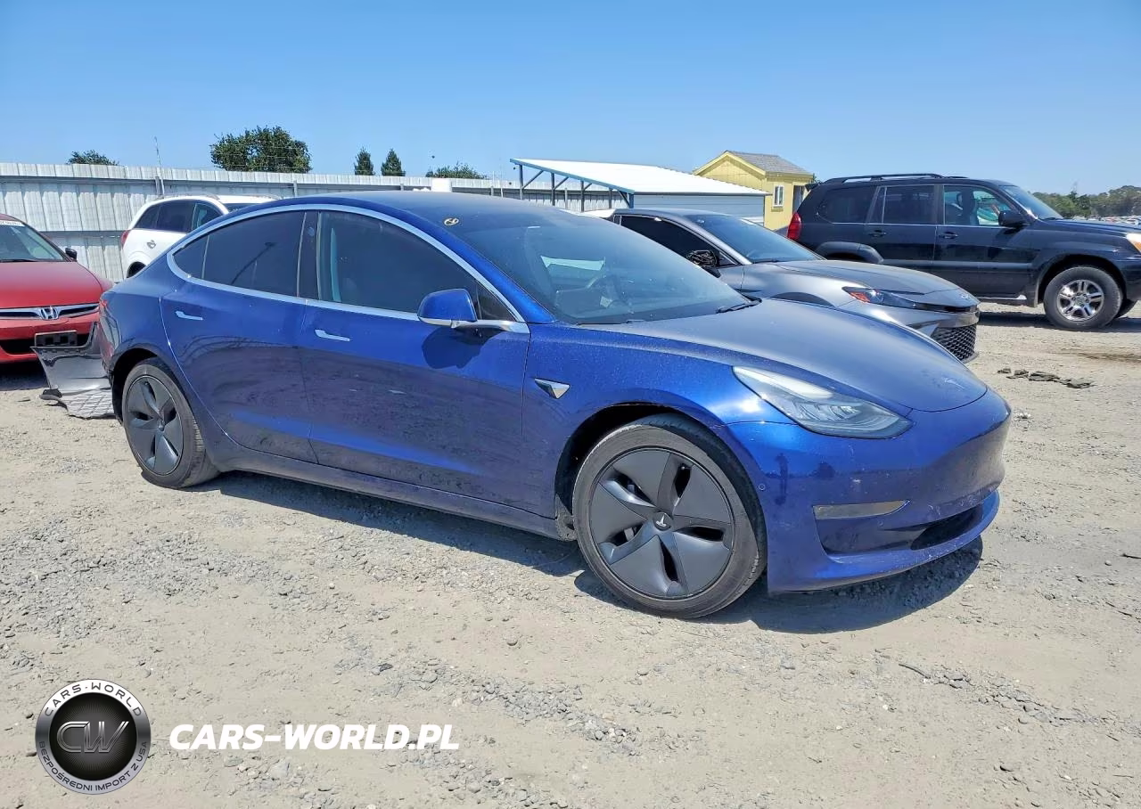 2018 Tesla Model 3 VIN:5YJ3E1EA5JF058906 - 4
