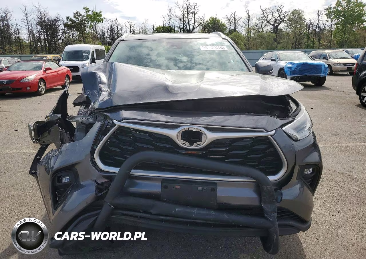 2022 Toyota Highlander Xle VIN:5TDGZRBH7NS571596 - 5