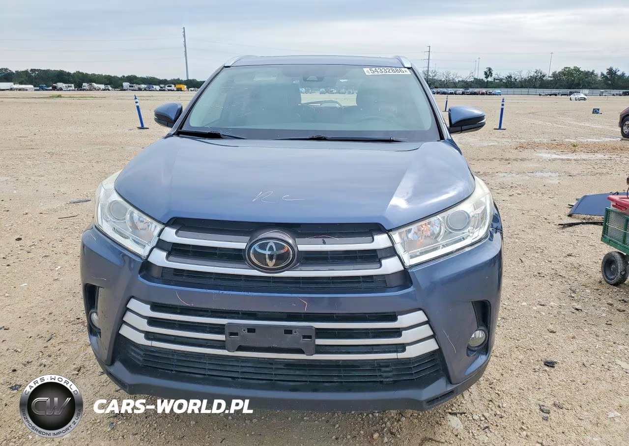 2018 Toyota Highlander Xle VIN:5TDKZRFH2JS236762 - 5