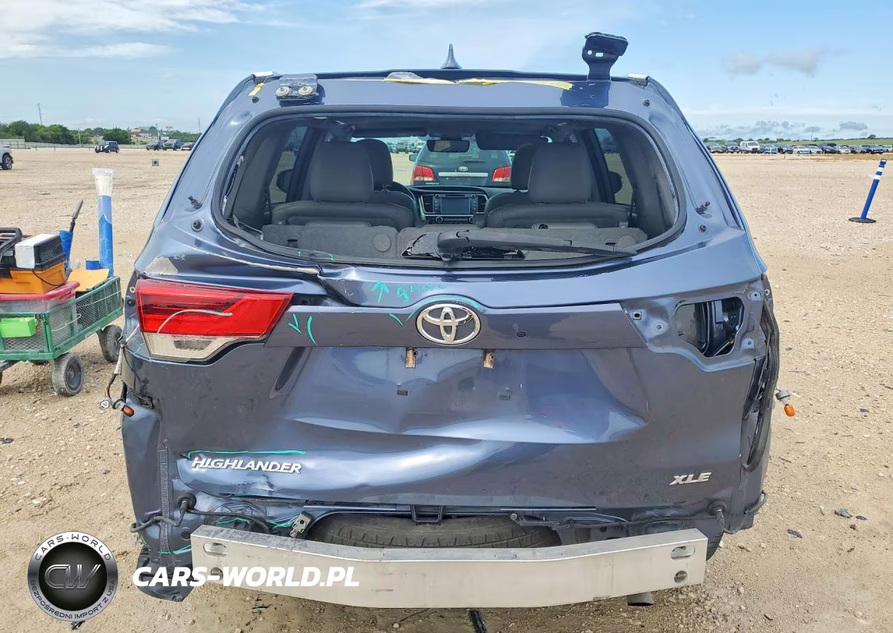 2018 Toyota Highlander Xle VIN:5TDKZRFH2JS236762 - 6