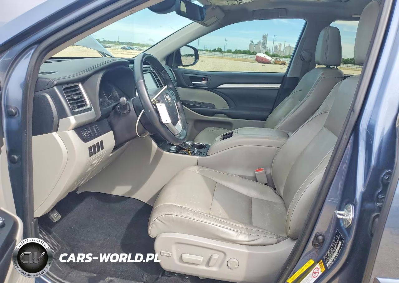 2018 Toyota Highlander Xle VIN:5TDKZRFH2JS236762 - 7