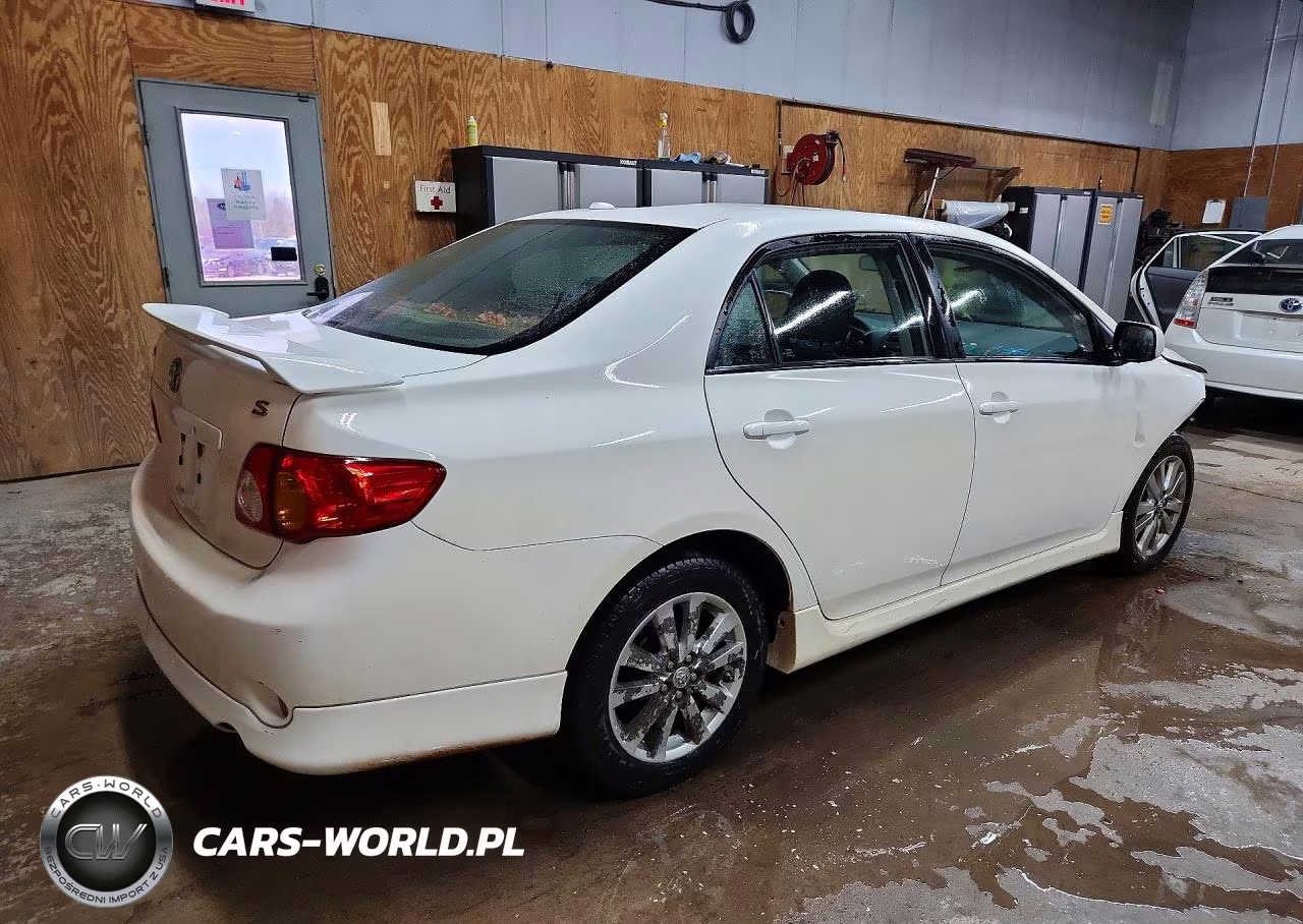 2010 Toyota Corolla S VIN:1NXBU4EE4AZ239727 - 3