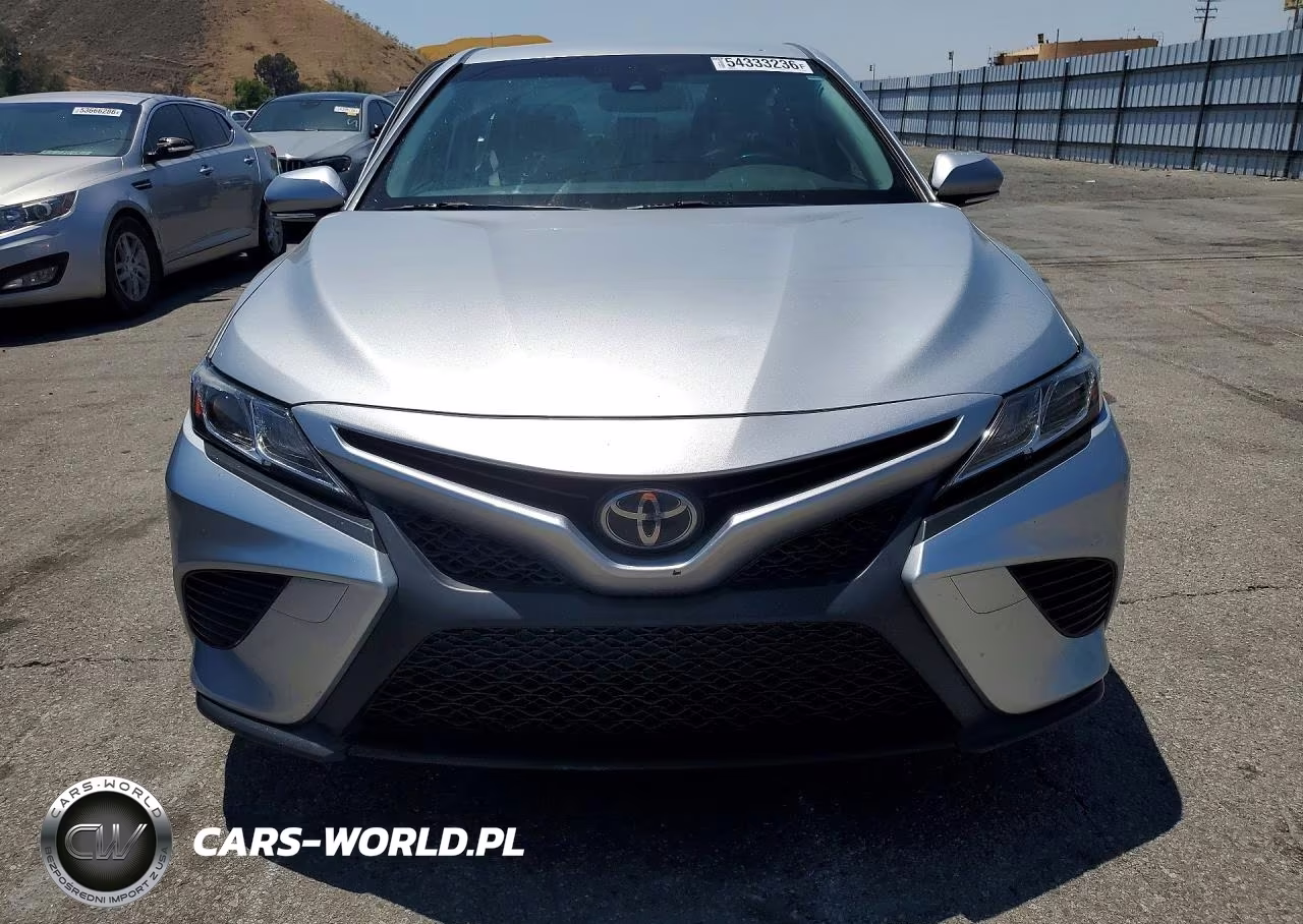 2018 Toyota Camry Se VIN:JTNB11HK8J3047385 - 5
