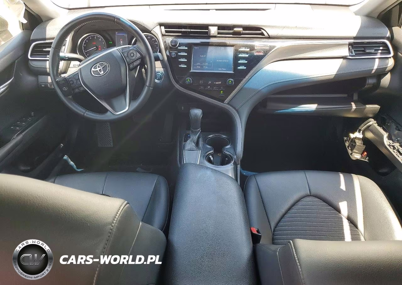 2018 Toyota Camry Se VIN:JTNB11HK8J3047385 - 8