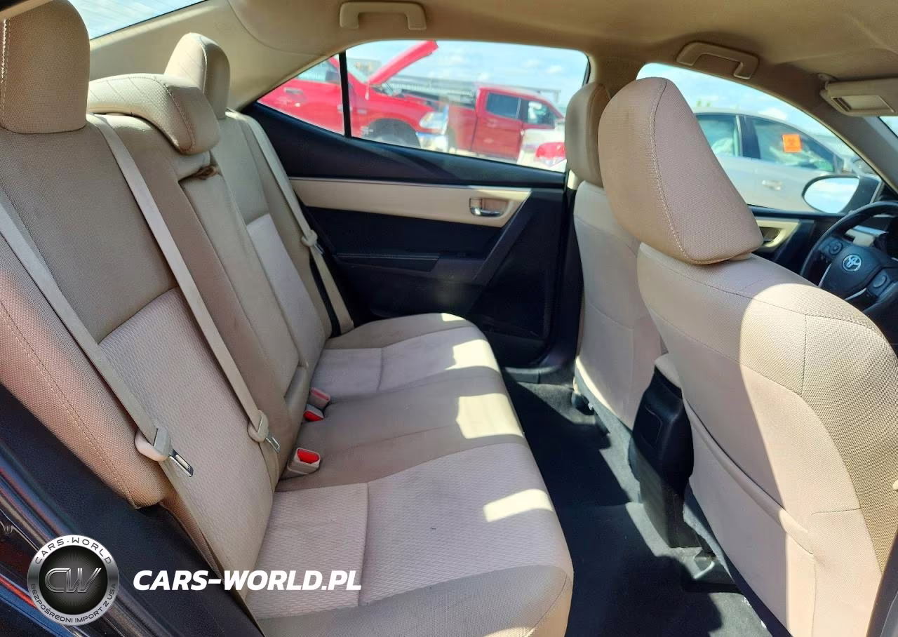 2015 Toyota Corolla Le VIN:5YFBURHE4FP279534 - 10