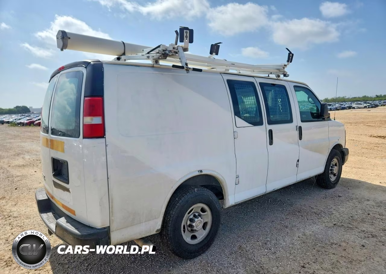 2013 Chevrolet Express G2500 VIN:1GCWGFCA1D1903318 - 3