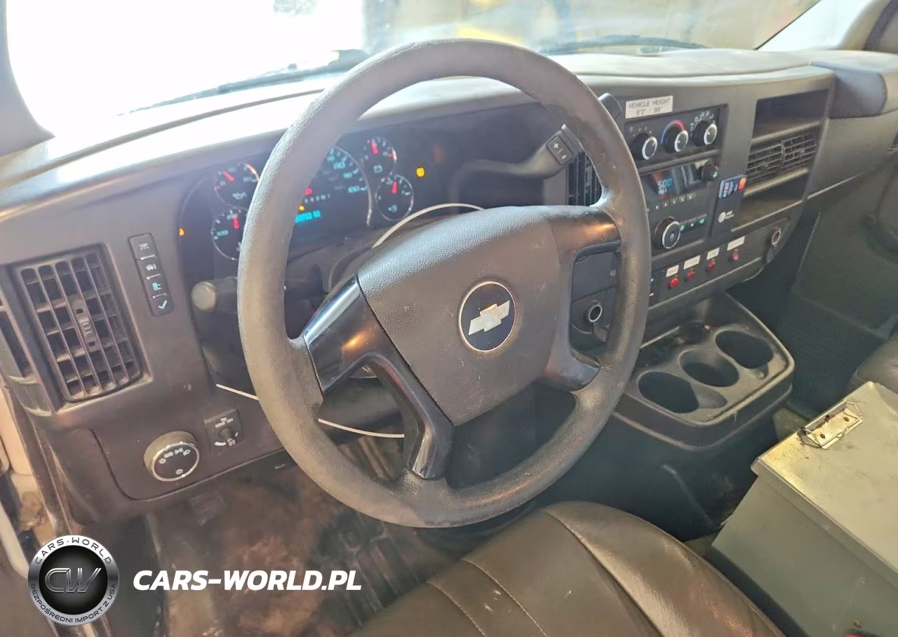 2013 Chevrolet Express G2500 VIN:1GCWGFCA1D1903318 - 8