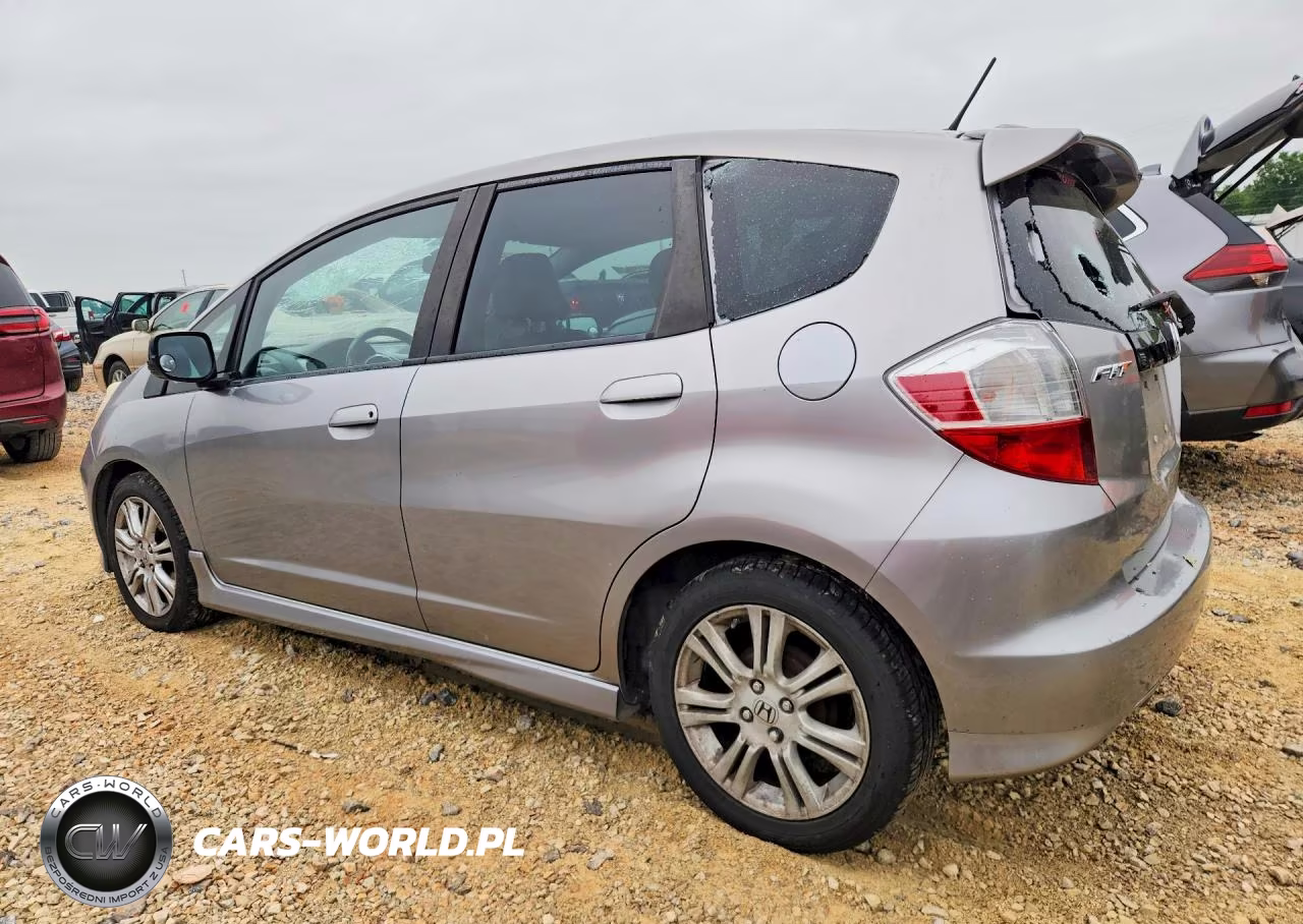 2010 Honda Fit Sport VIN:JHMGE8H41AS001023 - 2