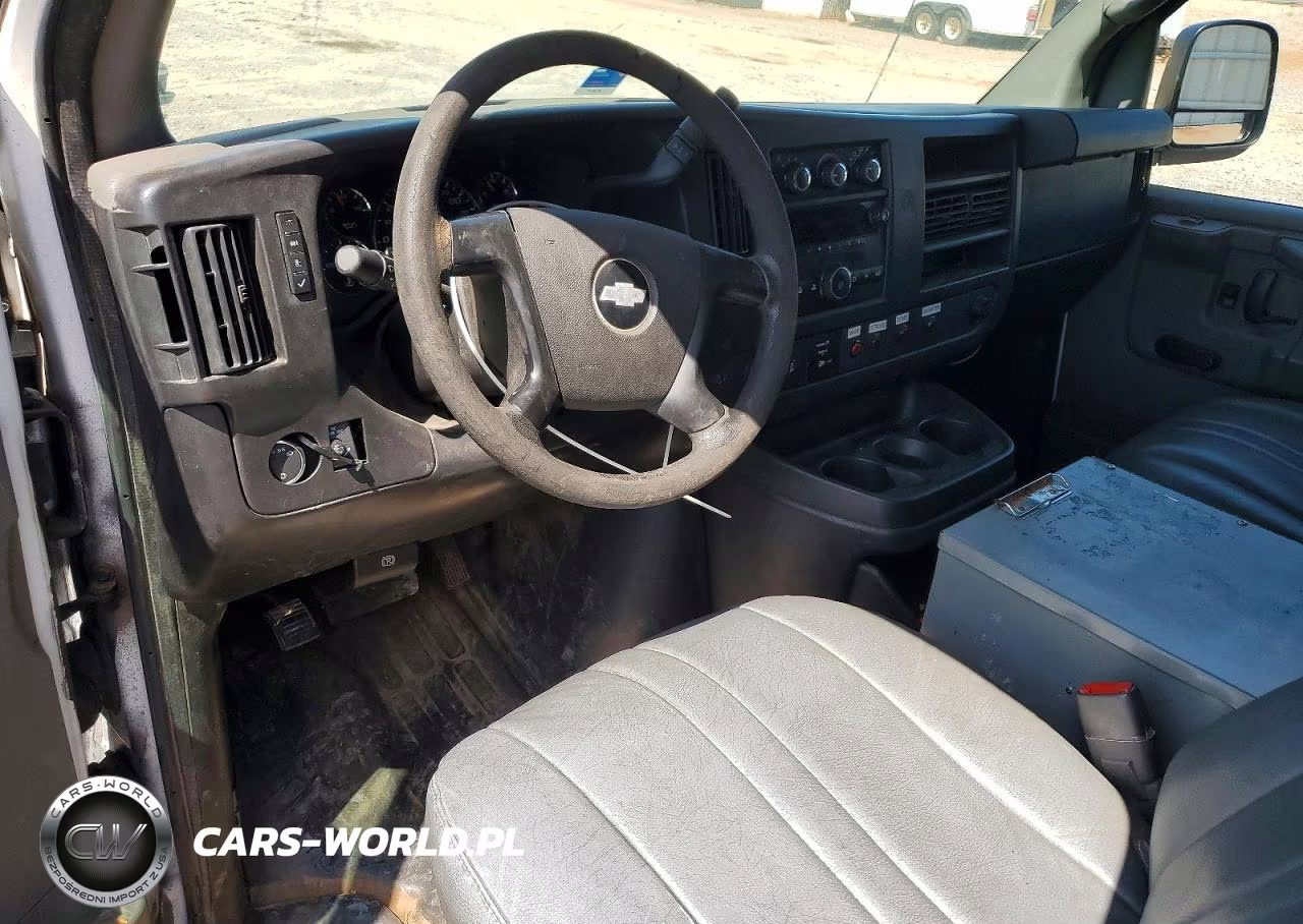 2013 Chevrolet Express G2500 VIN:1GCWGFCA6D1903329 - 8