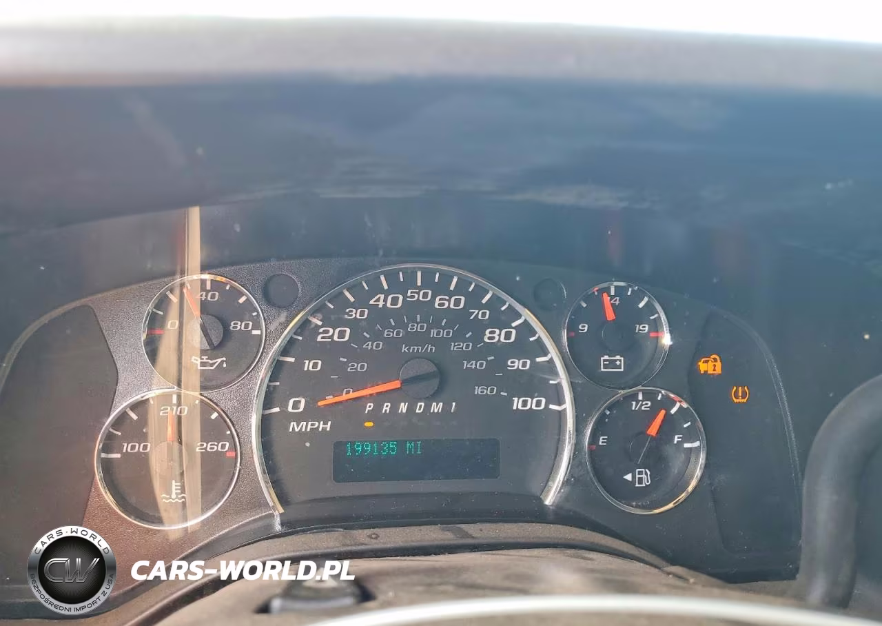 2013 Chevrolet Express G2500 VIN:1GCWGFCA6D1903329 - 9