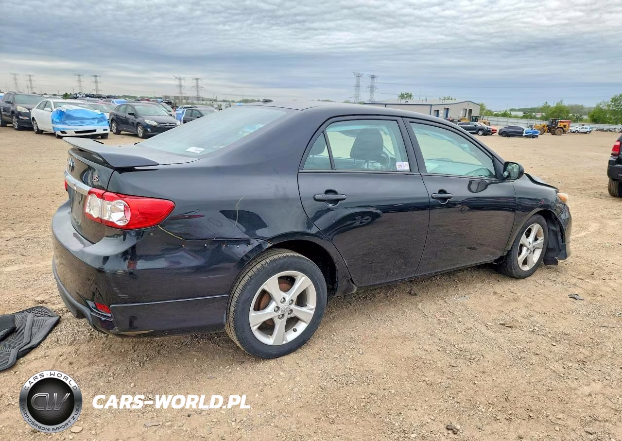 2011 Toyota Corolla S VIN:2T1BU4EE1BC576441 - 3