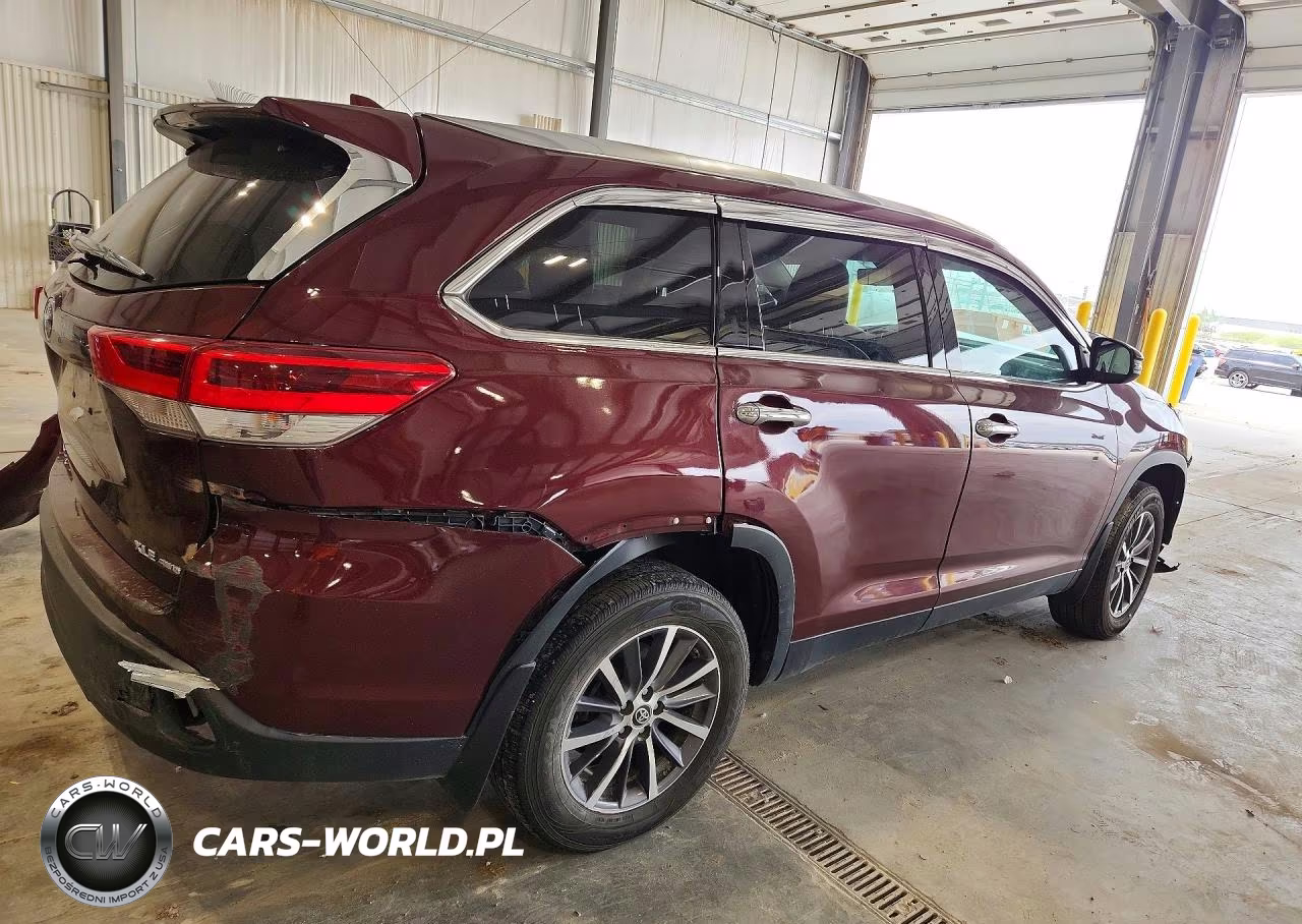 2019 Toyota Highlander Se VIN:5TDJZRFHXKS927115 - 3