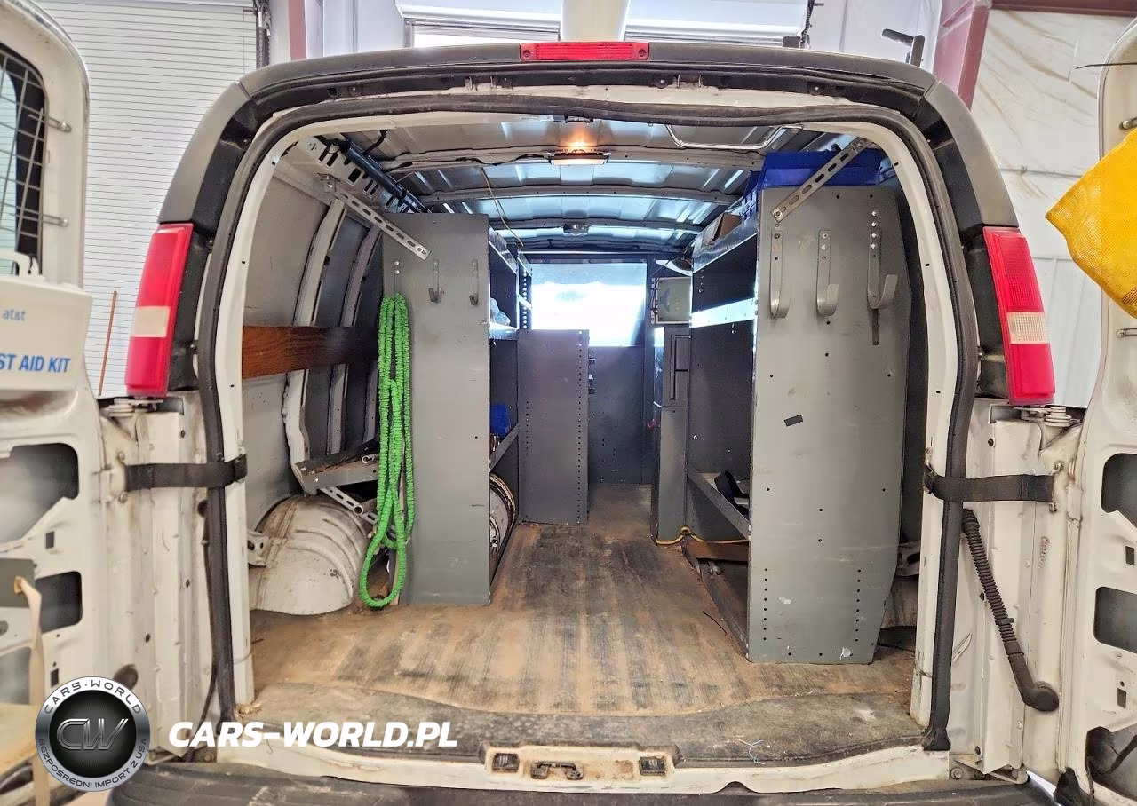 2013 Chevrolet Express G2500 VIN:1GCWGFCAXD1903303 - 10