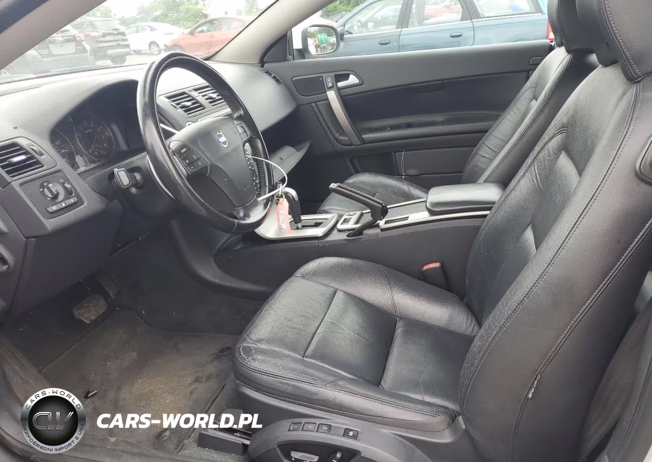 2010 Volvo C70 T5 VIN:YV1672MCXAJ094366 - 7
