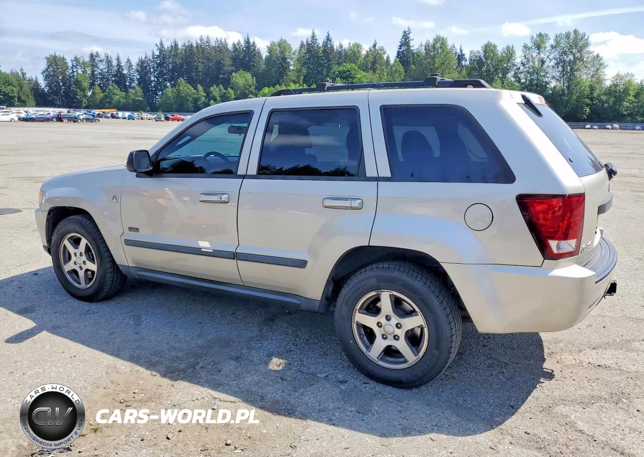 2007 Jeep Grand Cherokee Laredo VIN:1J8HR48P67C620645 - 2