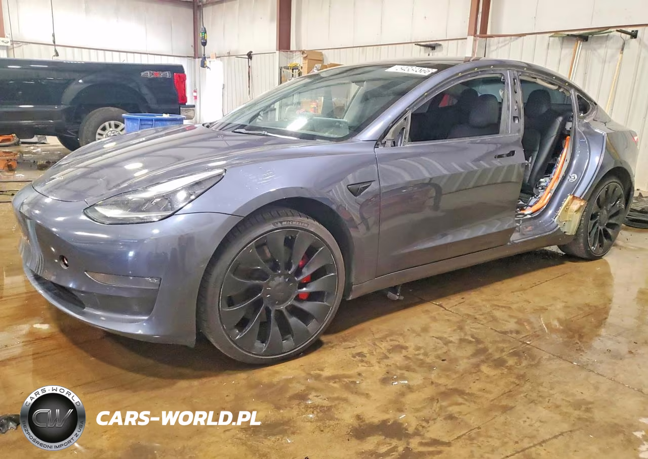2022 Tesla Model 3 – zdjęcie 1 z 13
