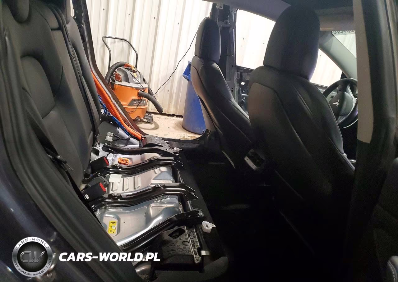 2022 Tesla Model 3 VIN:5YJ3E1EC3NF114557 - 10