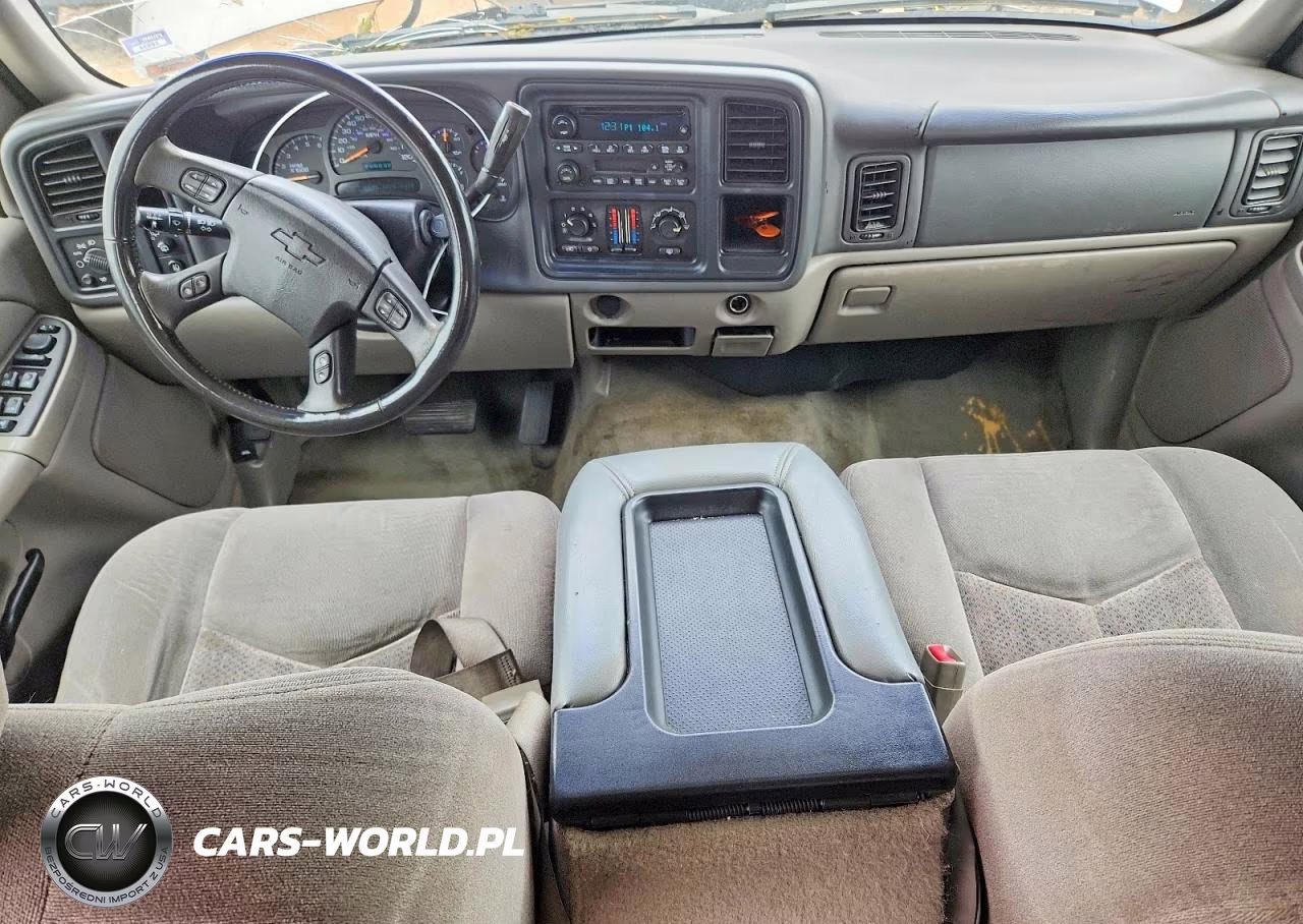 2004 Chevrolet Tahoe C1500 VIN:1GNEC13T44J116043 - 8