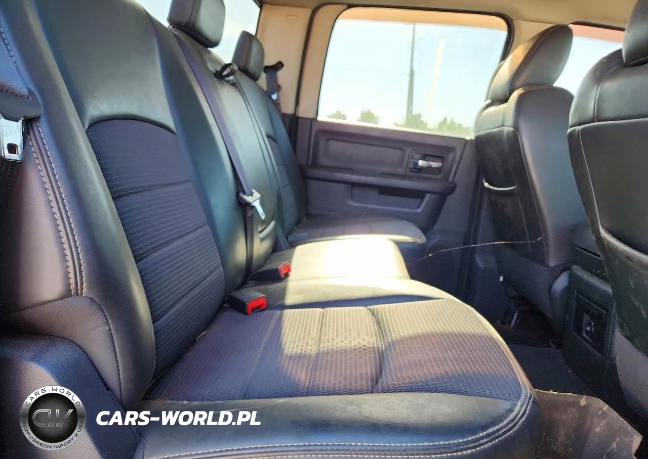 2010 Dodge Ram 1500 VIN:1D7RV1CT0AS236194 - 10