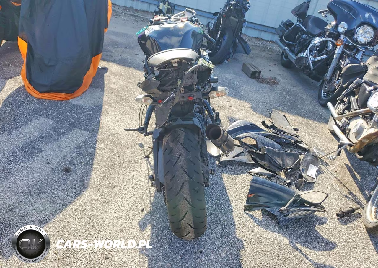 2016 Kawasaki Zx636 E VIN:JKBZXJE1XGA020082 - 4