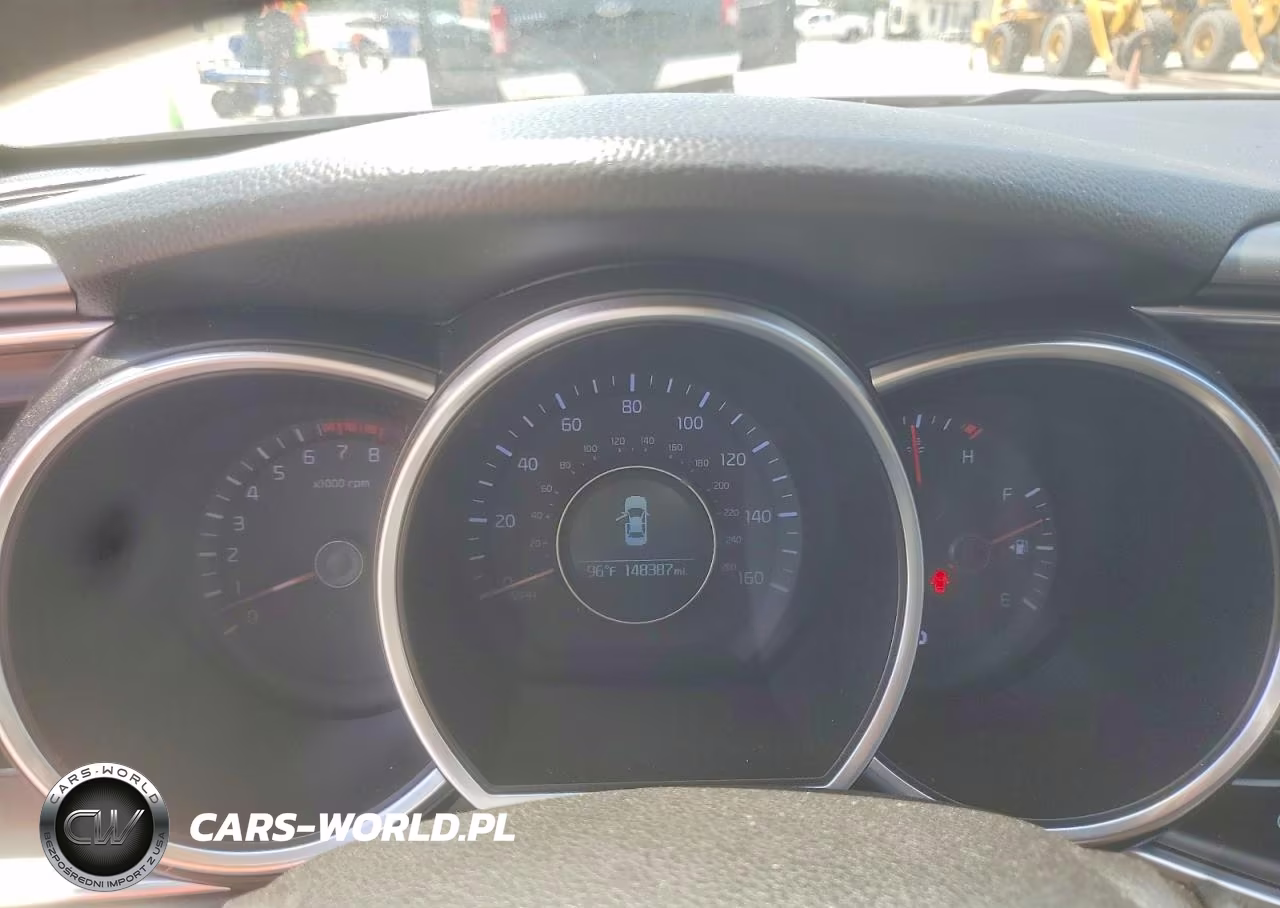 2014 Kia Optima Lx VIN:5XXGM4A70EG287545 - 9