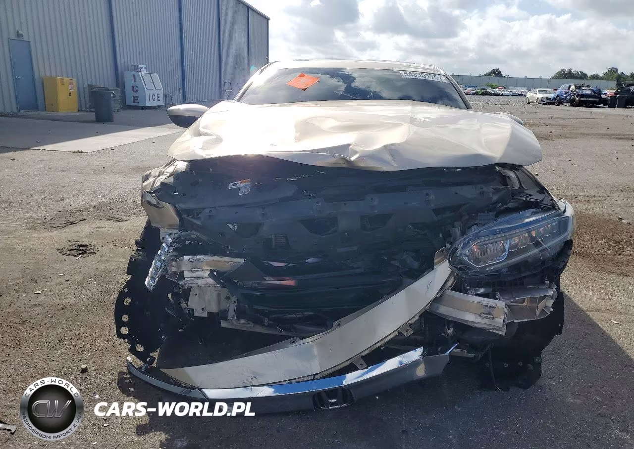2018 Honda Accord Ex VIN:1HGCV1F4XJA219740 - 5