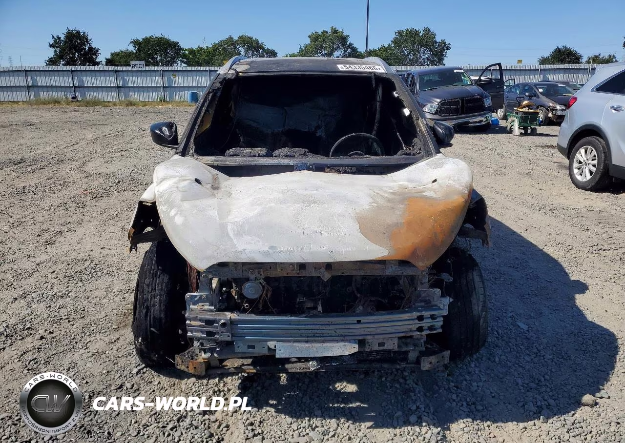 2019 Nissan Kicks S VIN:3N1CP5CU7KL492944 - 5
