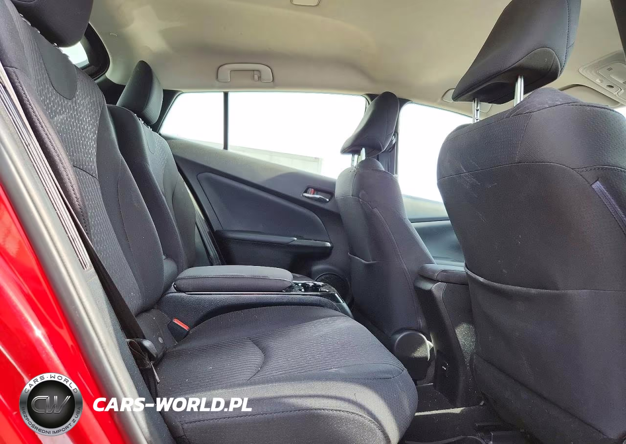 2018 Toyota Prius Prime Plus VIN:JTDKARFP0J3077952 - 10