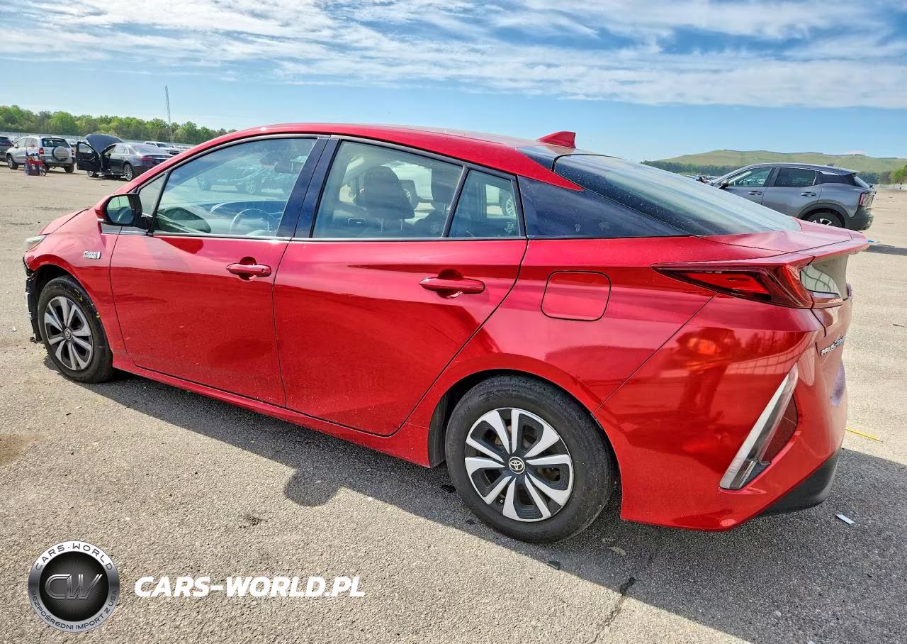 2018 Toyota Prius Prime Plus VIN:JTDKARFP0J3077952 - 2