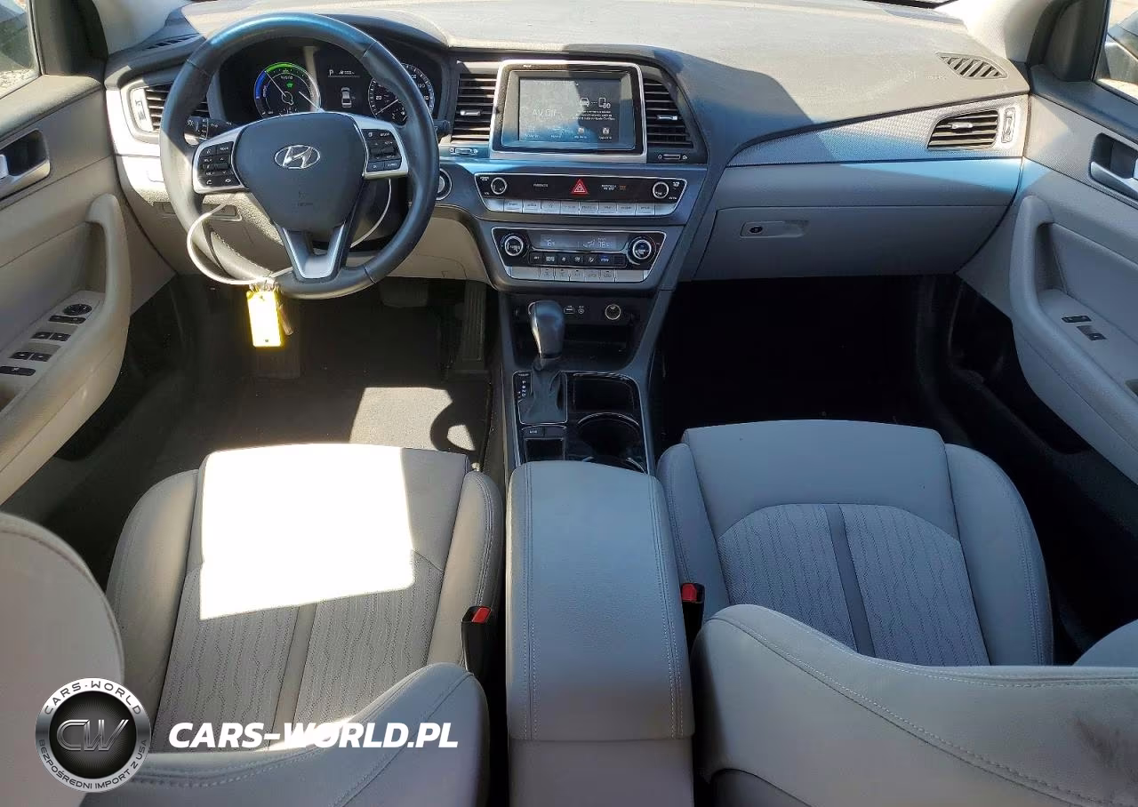 2018 Hyundai Sonata Hybrid Se VIN:KMHE24L3XJA083750 - 8