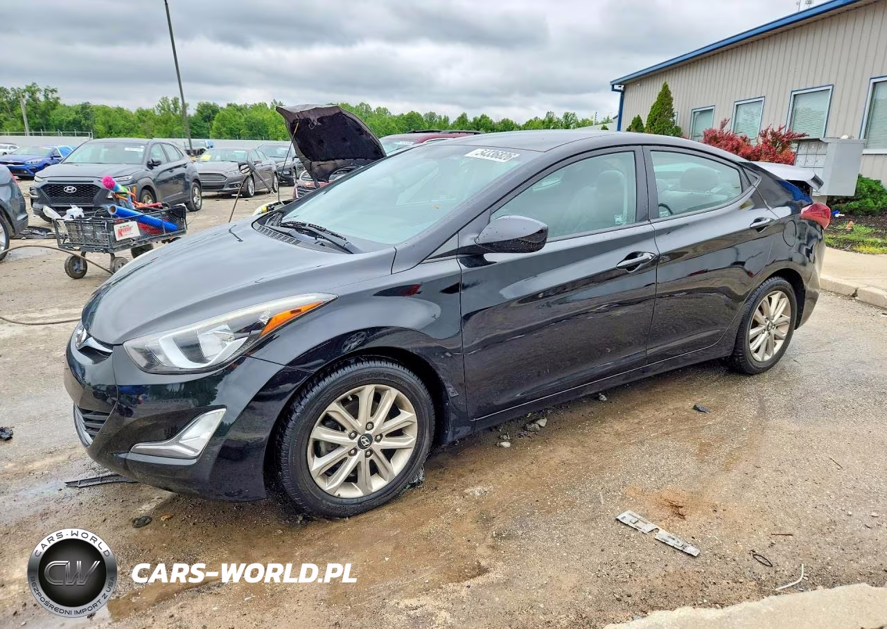 HYUNDAI ELANTRA SE