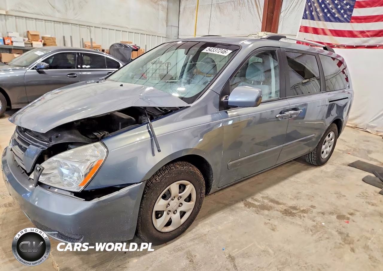 2009 Kia Sedona Lx