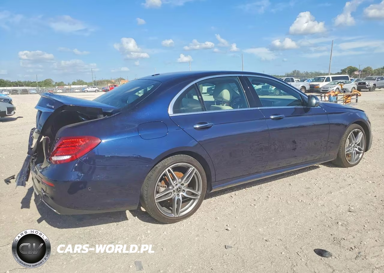 2019 Mercedes-Benz E 300 4Matic VIN:WDDZF4KB6KA616333 - 3