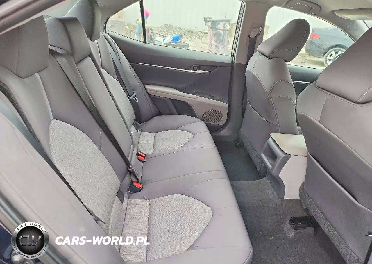 2021 Toyota Camry Le VIN:4T1C11AK6MU521086 - 10