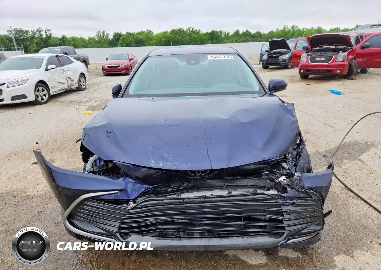 2021 Toyota Camry Le VIN:4T1C11AK6MU521086 - 5