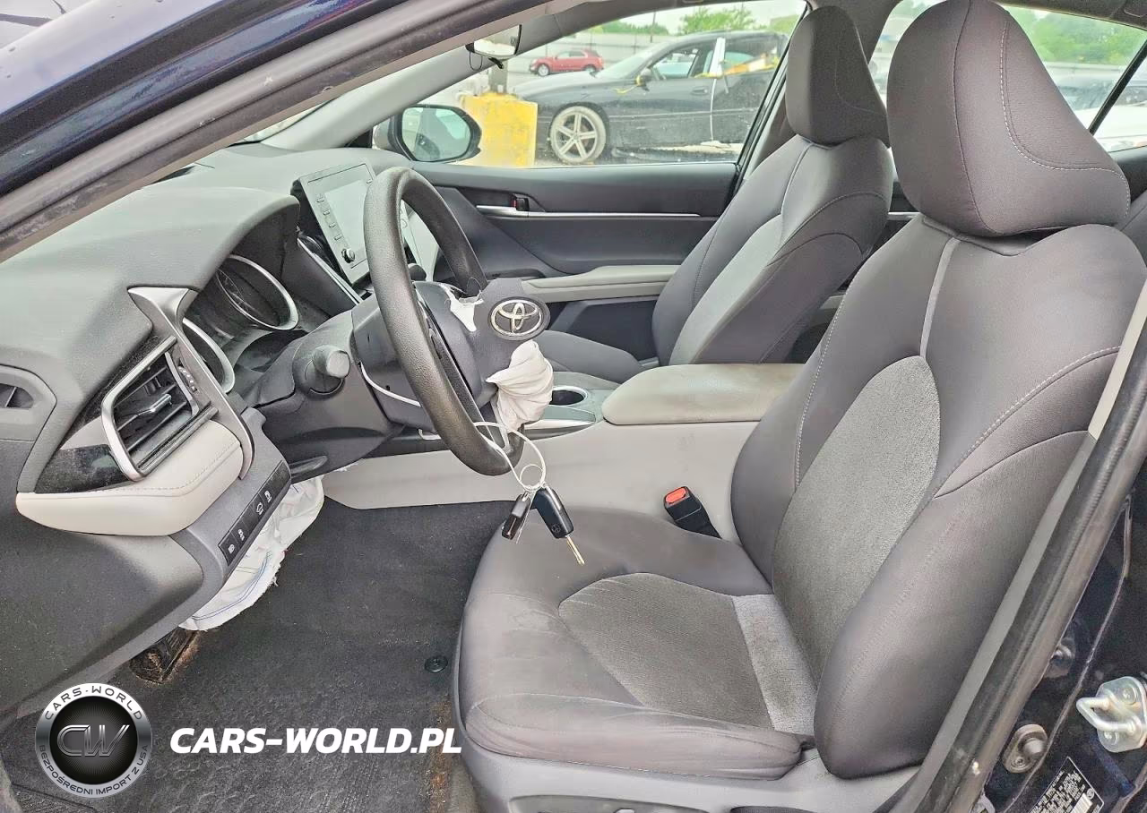 2021 Toyota Camry Le VIN:4T1C11AK6MU521086 - 7