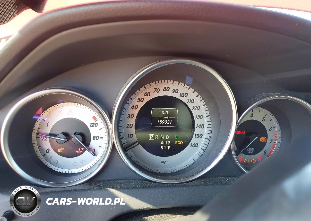 2014 Mercedes-Benz C 300 4Matic VIN:WDDGF8AB4EA943706 - 9
