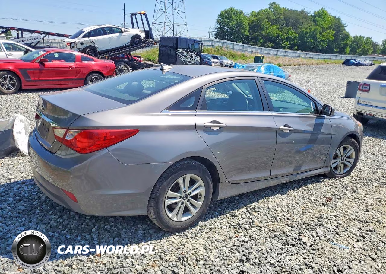 2014 Hyundai Sonata Gls VIN:5NPEB4AC8EH898700 - 3